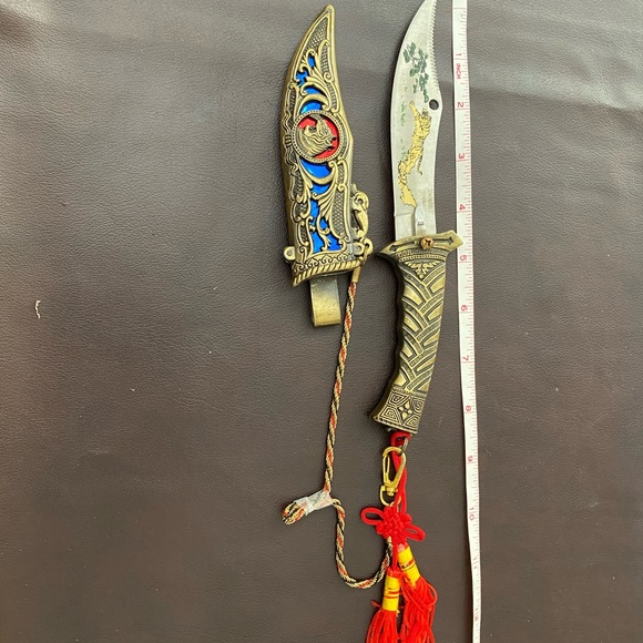 9 inch ornamental sword - Picture 3 of 4